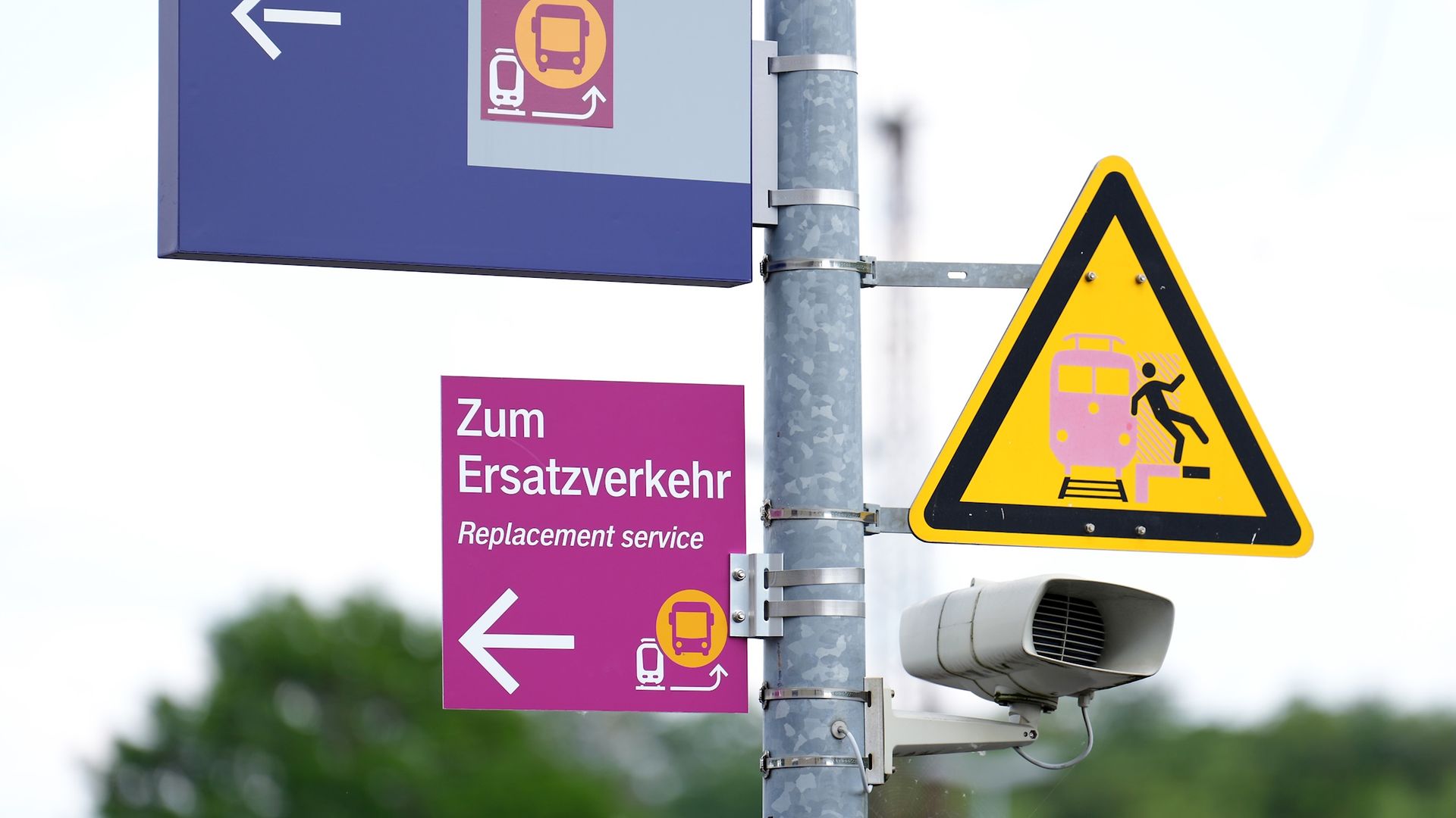 Wegweiser für den Ersatzverkehr